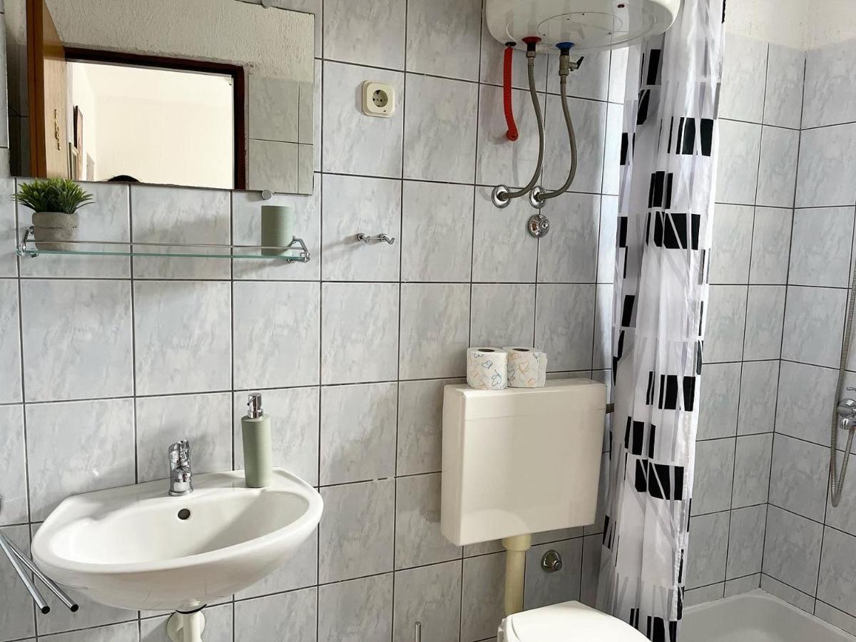 ביוגראד נה מורו Apartments Fortuna מראה חיצוני תמונה
