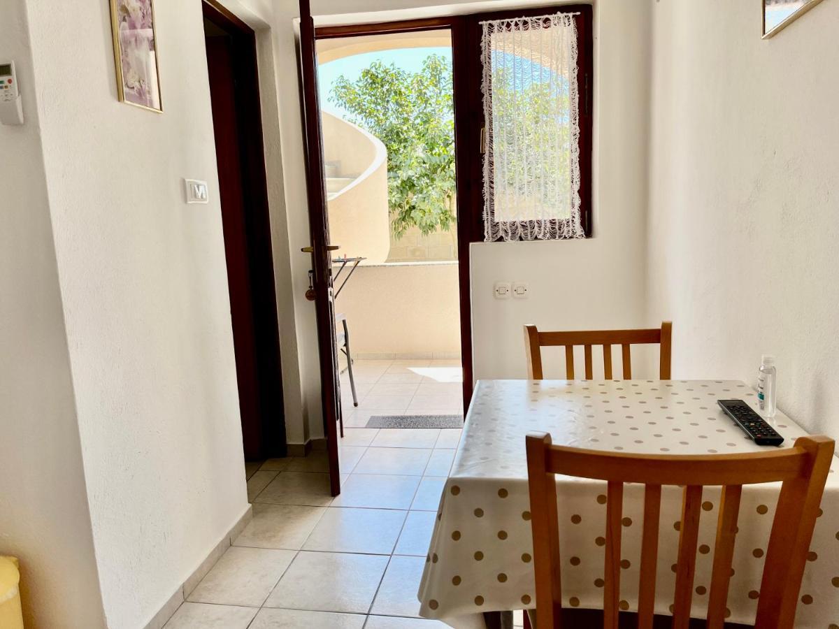 ביוגראד נה מורו Apartments Fortuna מראה חיצוני תמונה