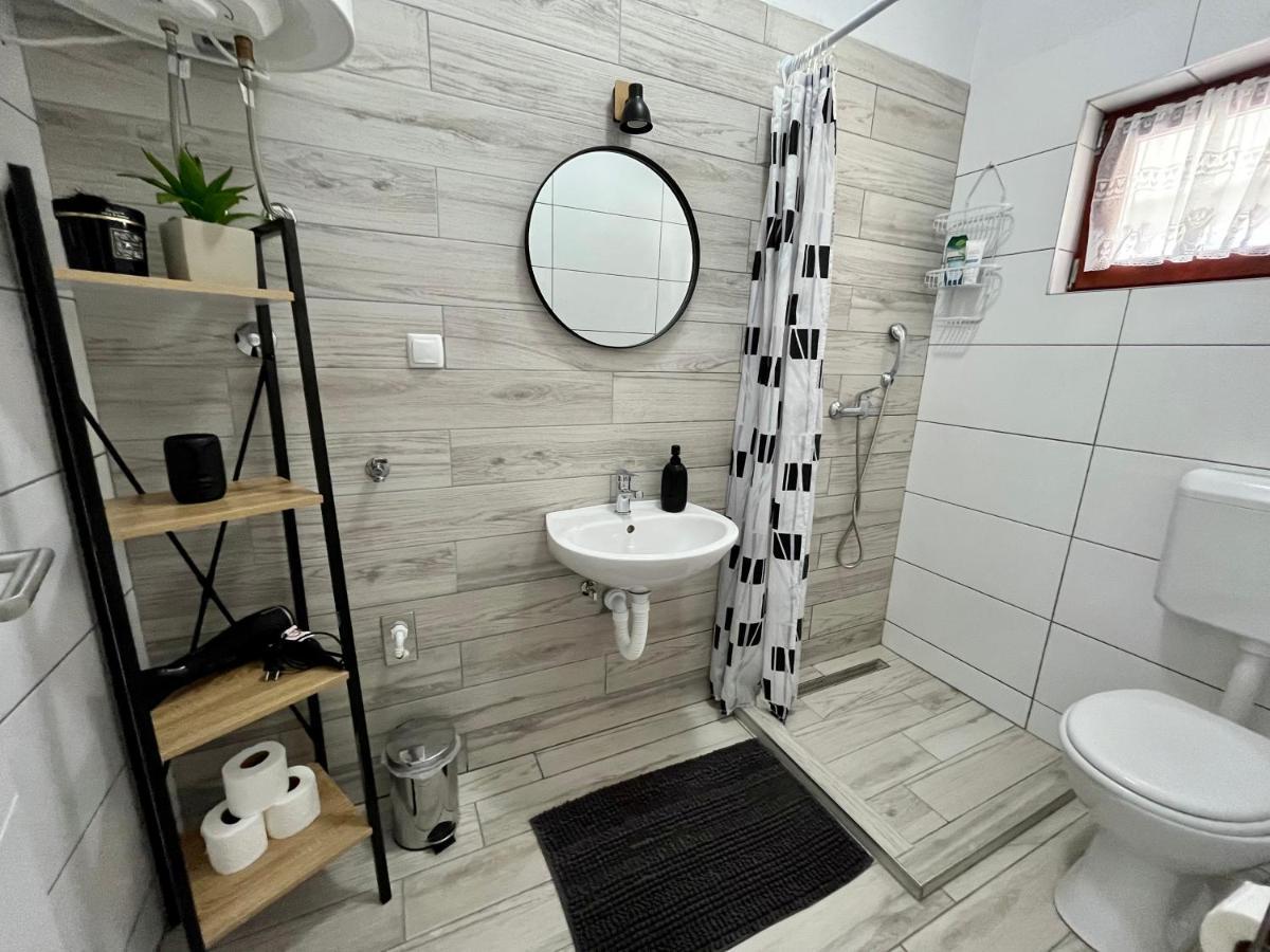 ביוגראד נה מורו Apartments Fortuna מראה חיצוני תמונה